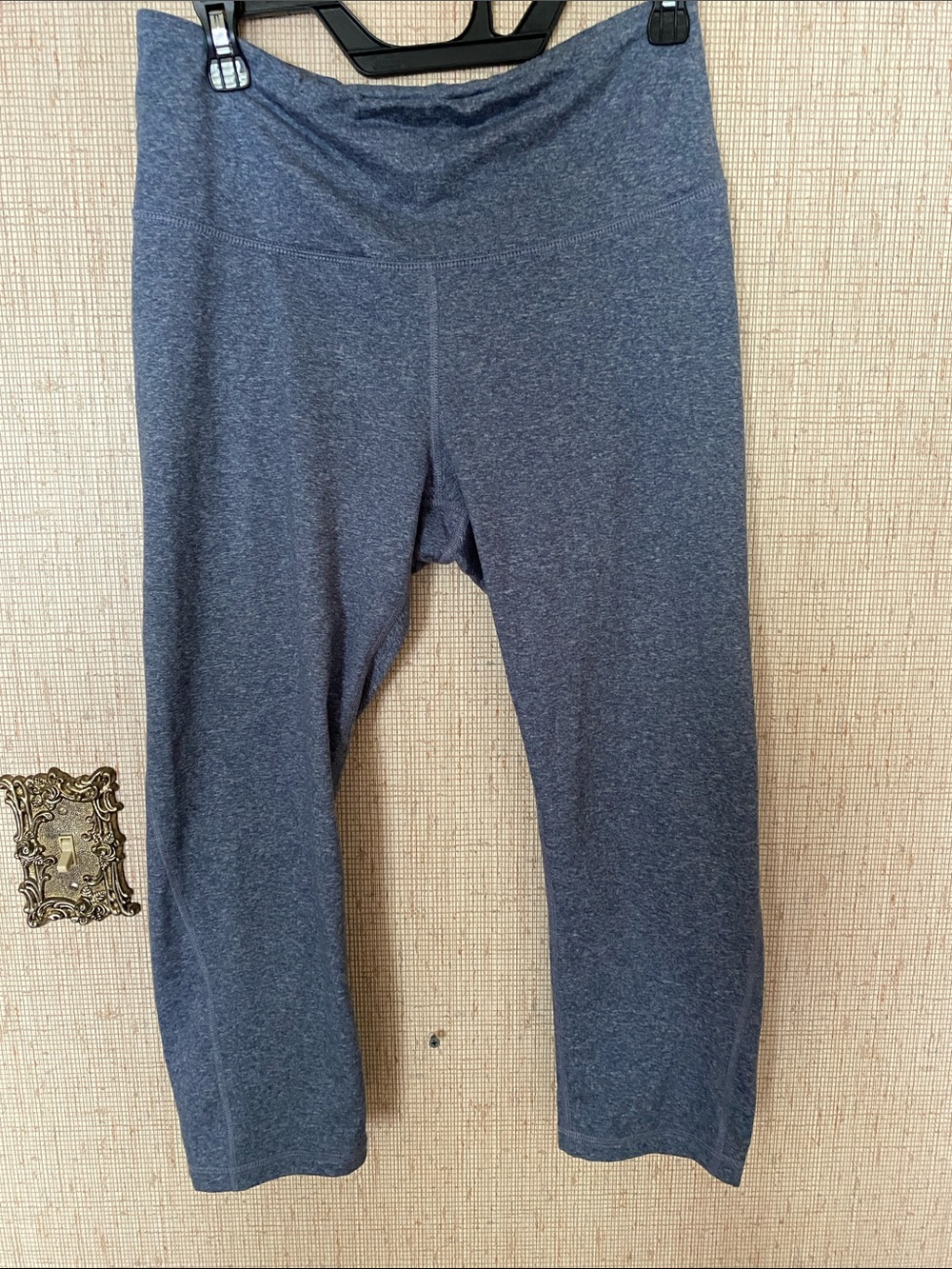 Old Navy Active Cozecore Capri Leggings/Women’s Sz L